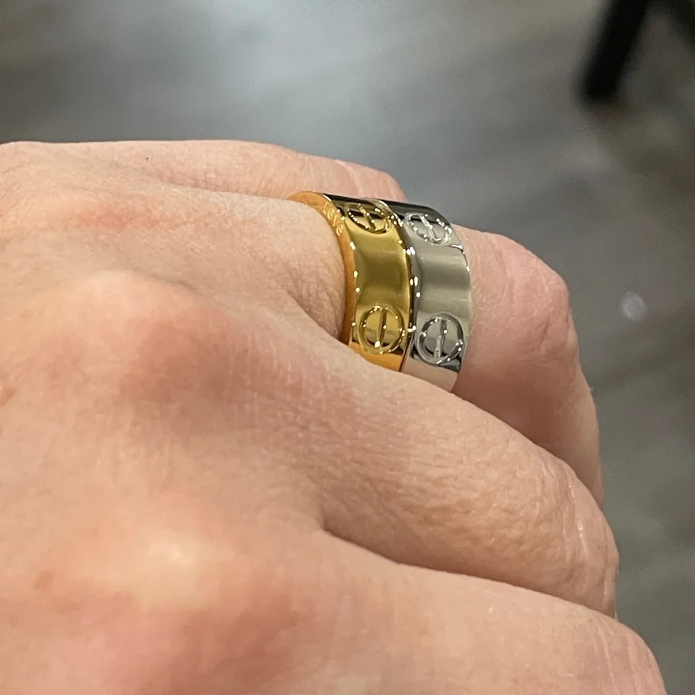 NEW CLASSIC MODEL SCREW RING LOVE BAND RING - Picture 4 of 15